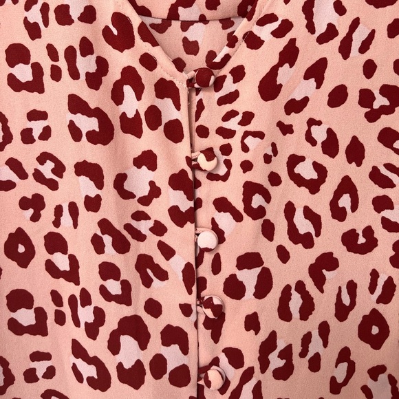In Every Story Pink Animal Print Blouse 1X - Picture 5 of 10